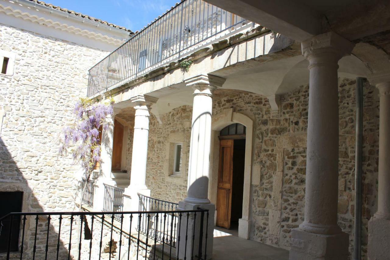 Domaine Forvent Panzió Saint-Julien-de-Peyrolas Kültér fotó